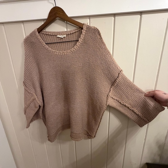 Easel Women's Sweater in Soft Taupe, Oversized Fit - Picture 2 of 9